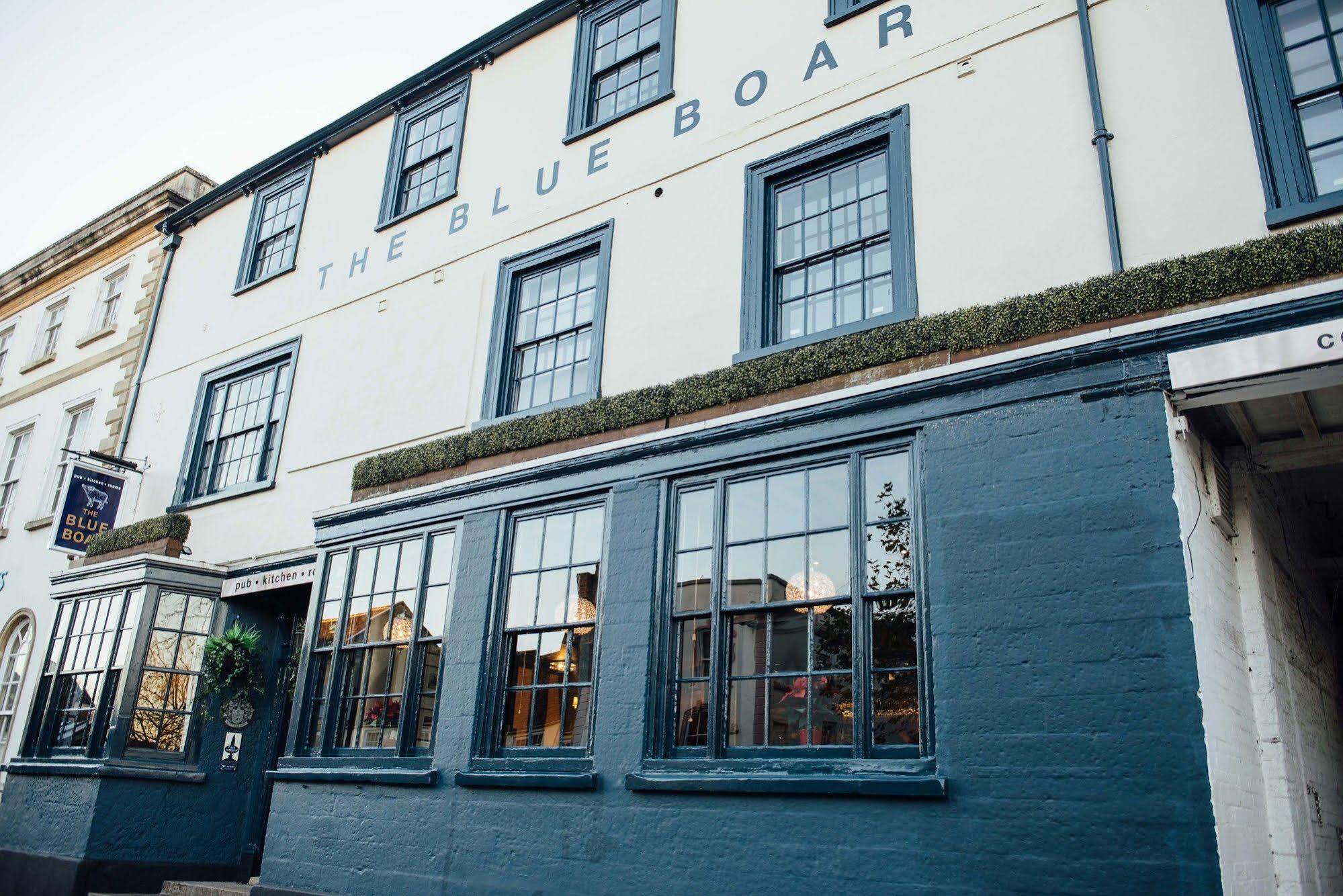 The Blue Boar Witney Exterior foto